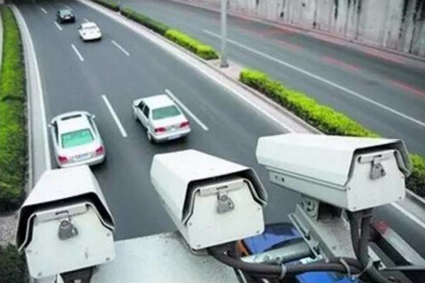 道路監(jiān)控抓拍設(shè)備系統(tǒng)