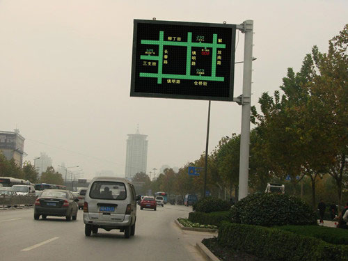 淺談：城市停車誘導系統關鍵技術分析
